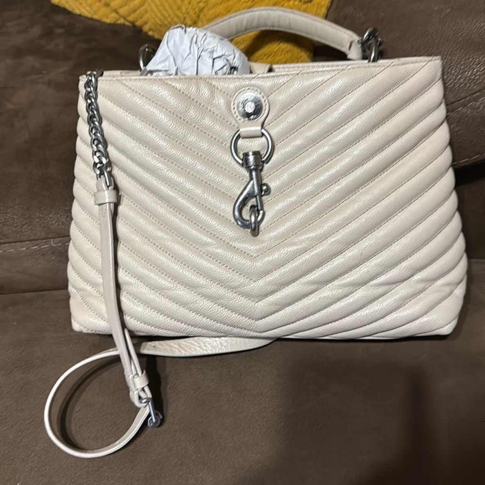 Cream chevron crossbody or top handle bag